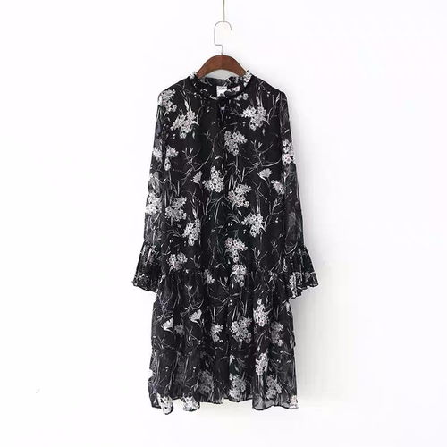 童裝批發(fā)市場(chǎng)的商機(jī)探索 從武漢精品折扣到成都服裝鞋帽